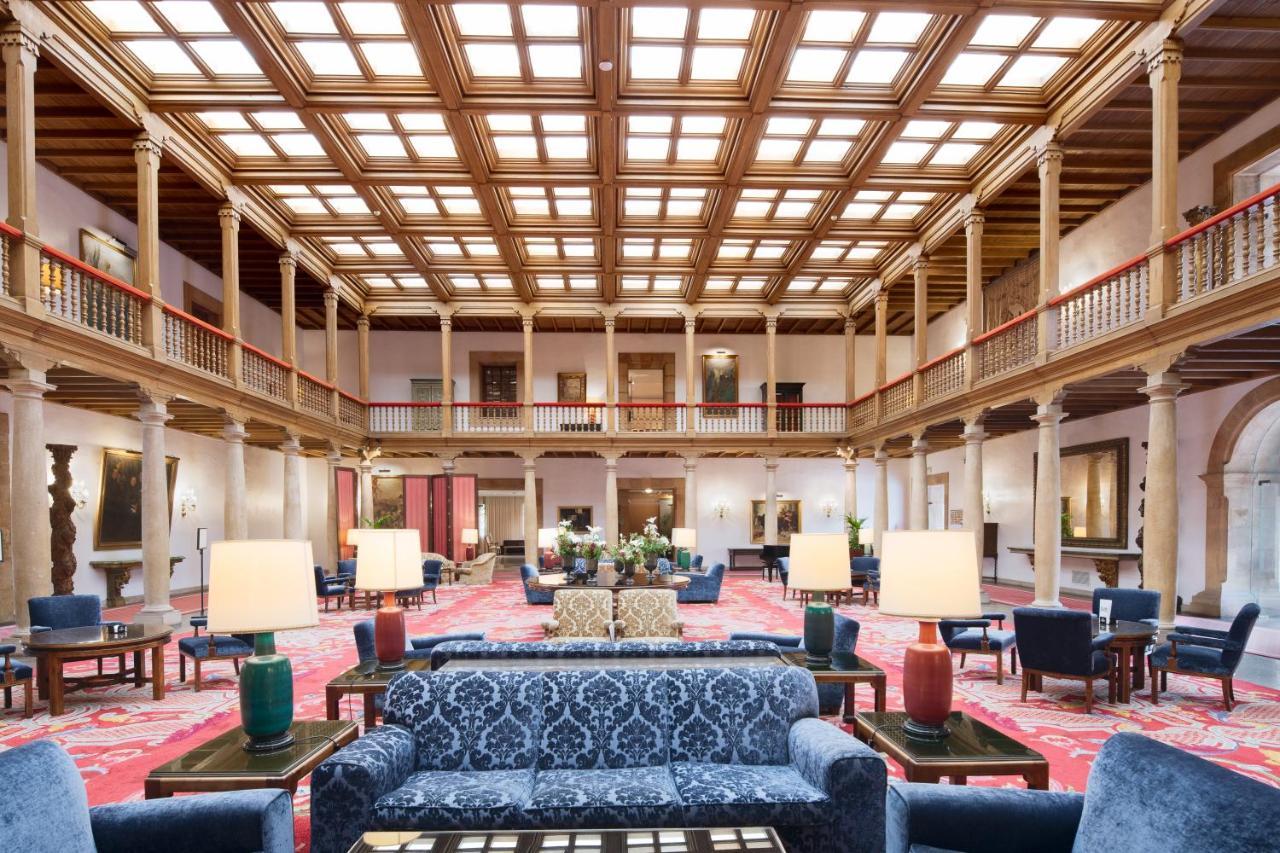 Eurostars Hotel De La Reconquista Oviedo Eksteriør bilde The lobby of the Hotel de las Rosas